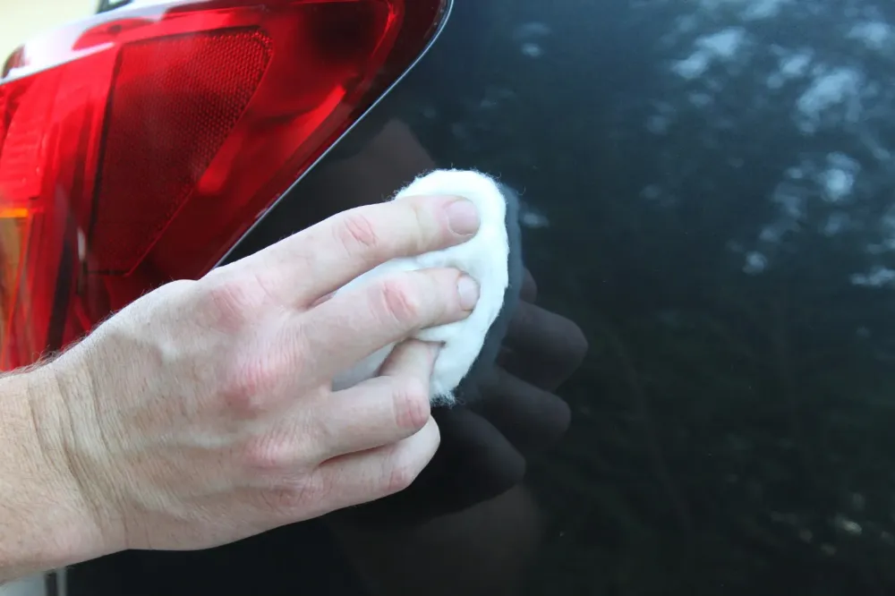 Réparation impact carrosserie rapide à Labarthe-Inard